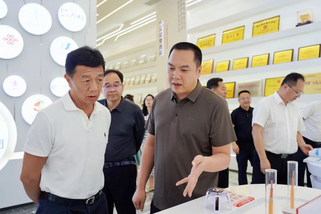 省政協(xié)副主席陳晏蒞臨中安科技集團(tuán)走訪調(diào)研 